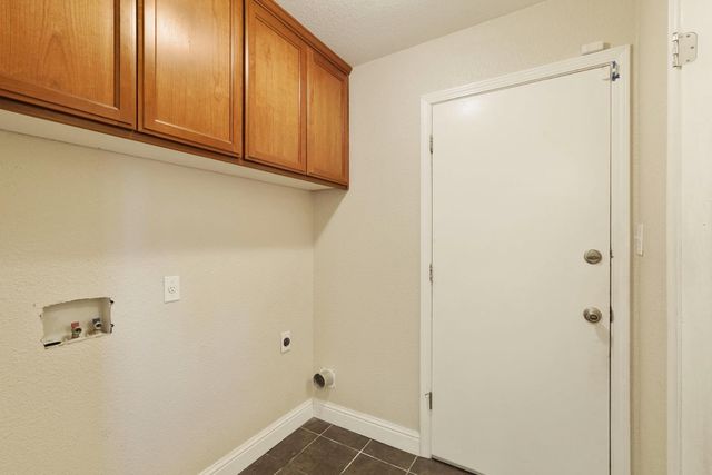 5501 Claremont Ave, Stockton, CA 95207