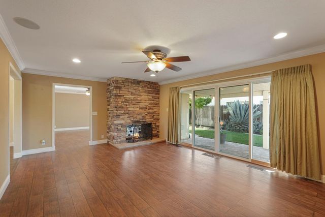 5501 Claremont Ave, Stockton, CA 95207