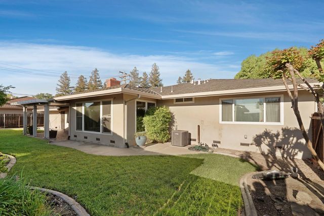 5501 Claremont Ave, Stockton, CA 95207