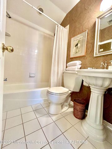 208 Passaic Avenue, Spring Lake, NJ 07762