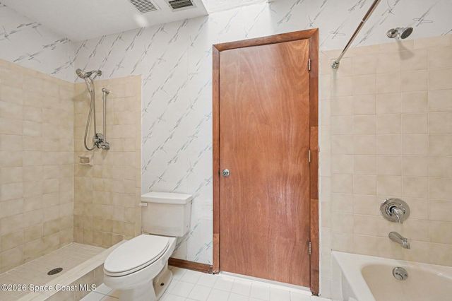 899 Ridge Lake Drive, Melbourne, FL 32940