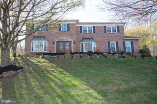 525 CADDY DRIVE, Doylestown, PA 18901