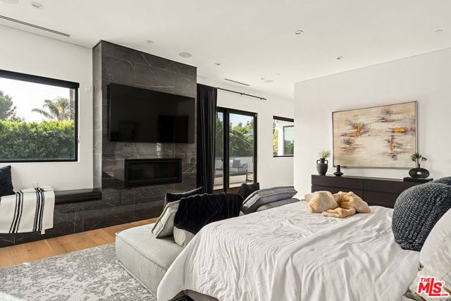 14812 Morrison Street, Sherman Oaks, CA 91403