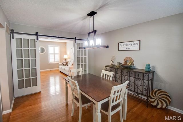 101 Sunnybrooke, Troy, IL 62294
