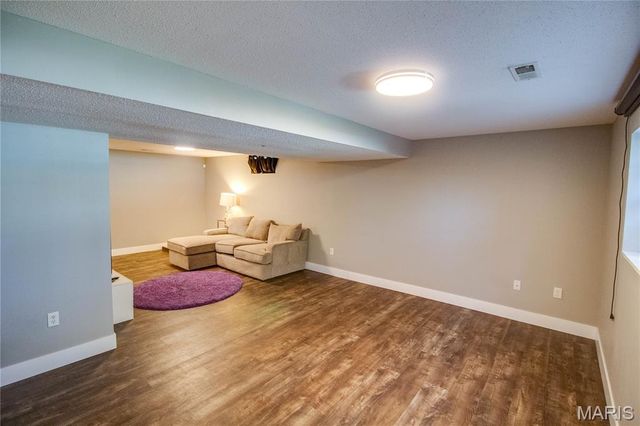 101 Sunnybrooke, Troy, IL 62294
