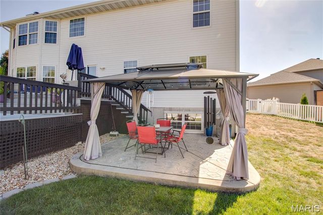 101 Sunnybrooke, Troy, IL 62294