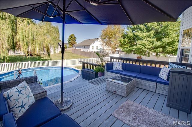101 Sunnybrooke, Troy, IL 62294