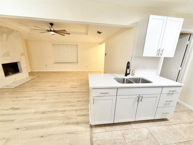 422 Jellison Boulevard, Duncanville, TX 75116