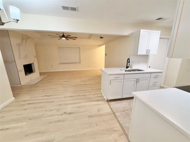 422 Jellison Boulevard, Duncanville, TX 75116