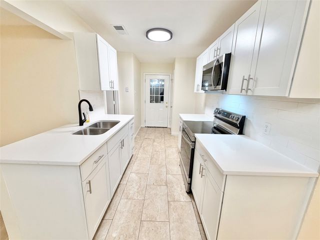 422 Jellison Boulevard, Duncanville, TX 75116