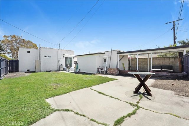 5939 5th, Los Angeles, CA 90043