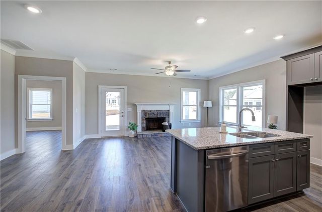 200 Daisy Court, Cartersville, GA 30121
