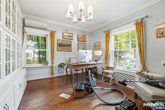 210 Leonia Avenue, Leonia, NJ 07605