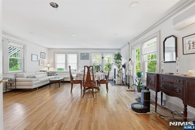210 Leonia Avenue, Leonia, NJ 07605