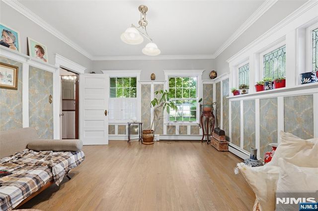 210 Leonia Avenue, Leonia, NJ 07605