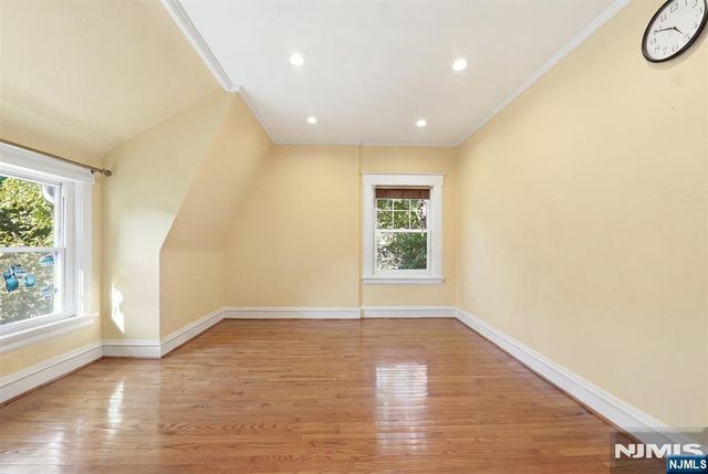 210 Leonia Avenue, Leonia, NJ 07605