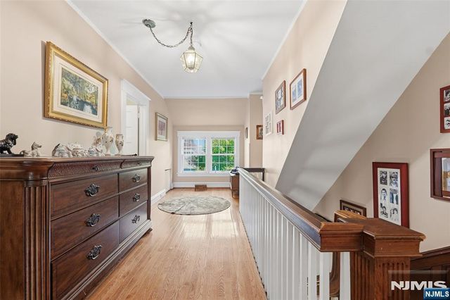 210 Leonia Avenue, Leonia, NJ 07605
