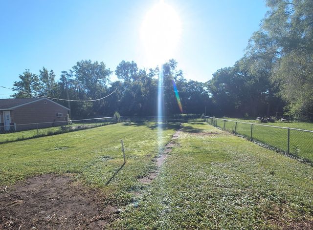 203 SE 29th Court, Des Moines, IA 50317
