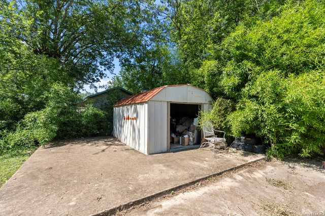 1226 Division Ave, San Antonio, TX 78225