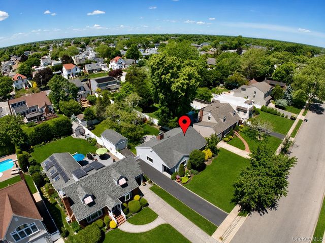 51 Fox Boulevard, Massapequa, NY 11758
