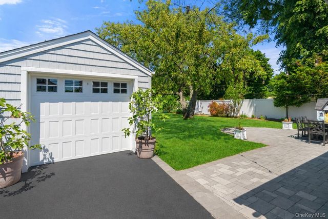 51 Fox Boulevard, Massapequa, NY 11758
