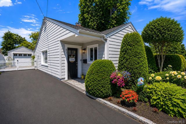 51 Fox Boulevard, Massapequa, NY 11758
