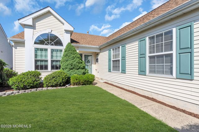 67 S Baker Drive, Jackson, NJ 08527