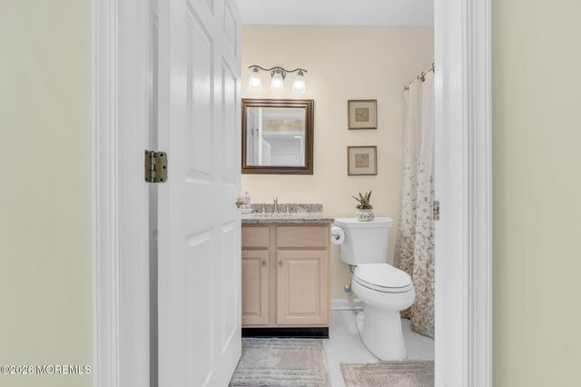 67 S Baker Drive, Jackson, NJ 08527