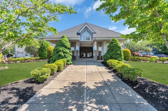 67 S Baker Drive, Jackson, NJ 08527