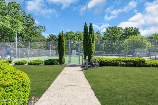 67 S Baker Drive, Jackson, NJ 08527