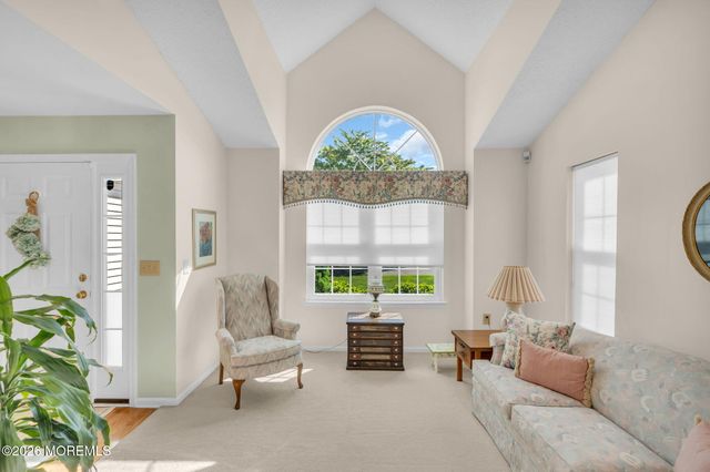 67 S Baker Drive, Jackson, NJ 08527