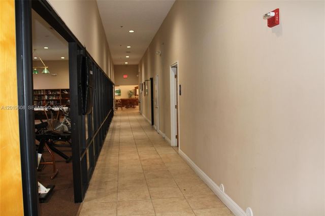 8120 SW 24th Street 314, North Lauderdale, FL 33068