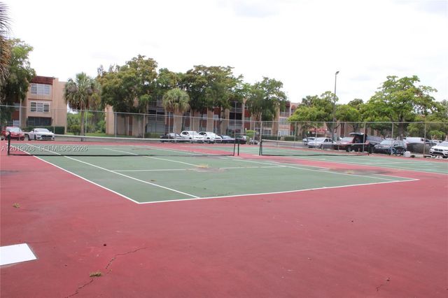 8120 SW 24th Street 314, North Lauderdale, FL 33068