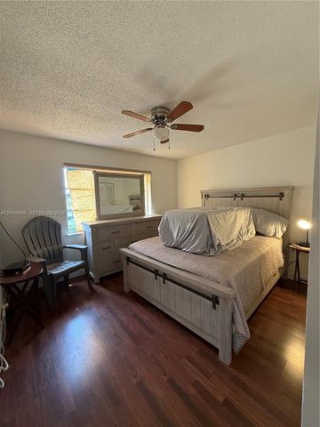 8120 SW 24th Street 314, North Lauderdale, FL 33068