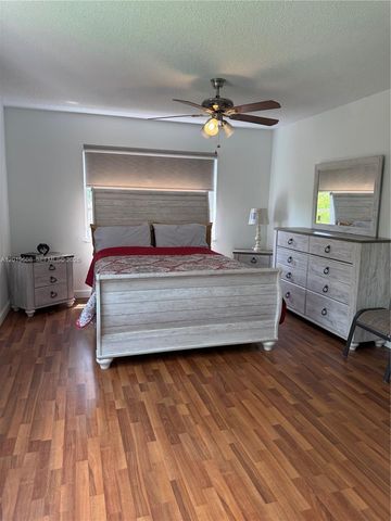 8120 SW 24th Street 314, North Lauderdale, FL 33068