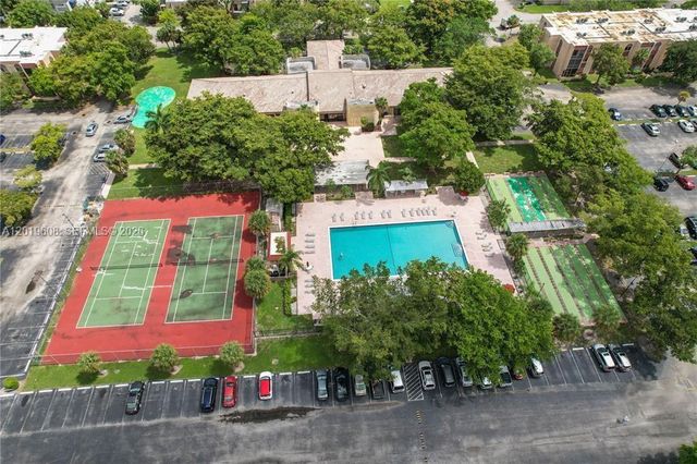 8120 SW 24th Street 314, North Lauderdale, FL 33068