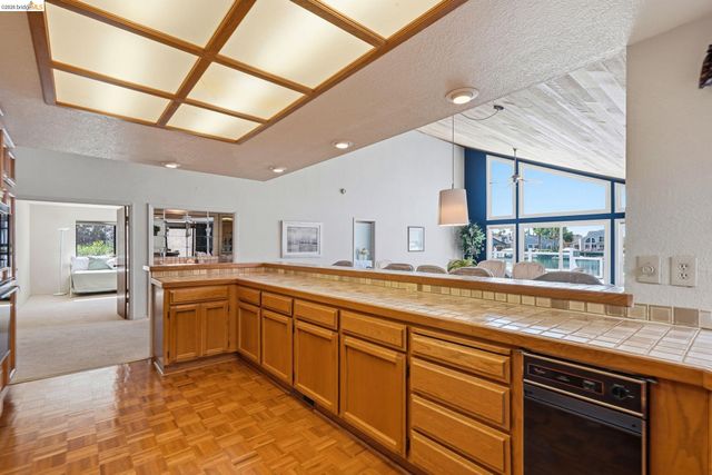 1794 Seal Way, Discovery Bay, CA 94505