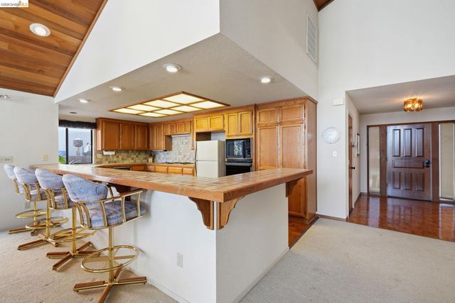 1794 Seal Way, Discovery Bay, CA 94505