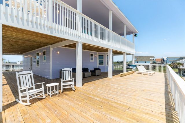 13030 Jolly Roger, Freeport, TX 77541