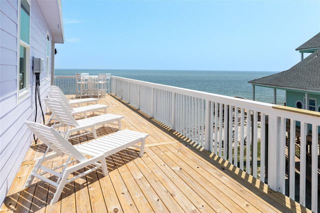 13030 Jolly Roger, Freeport, TX 77541