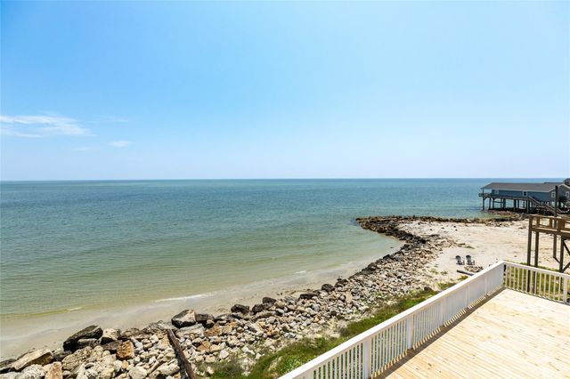 13030 Jolly Roger, Freeport, TX 77541