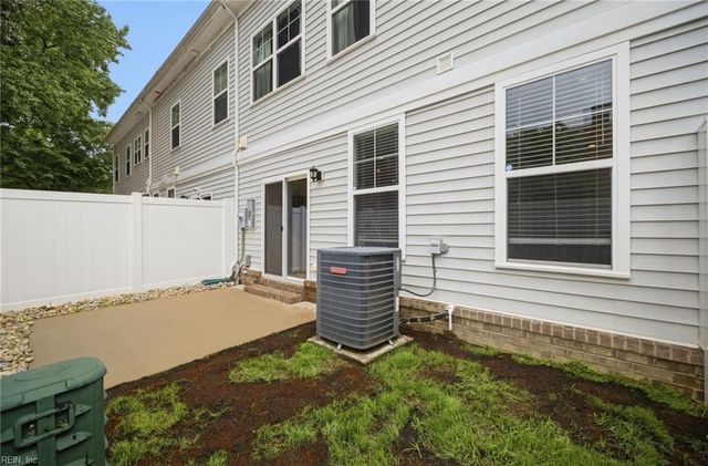 432 Charleston ST, Chesapeake, VA 23322