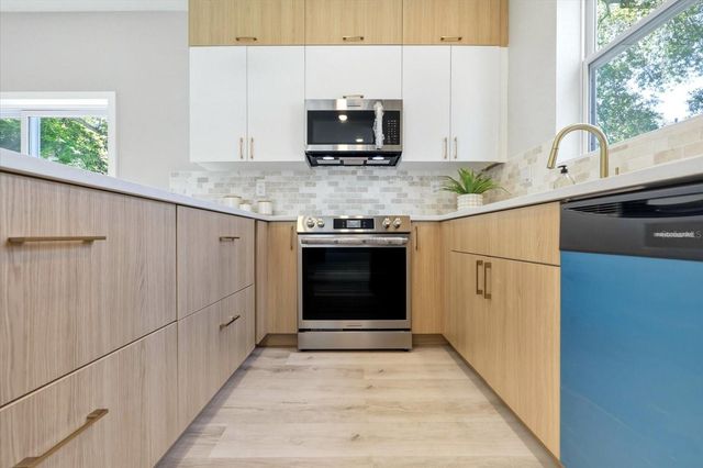 1044 12TH AVENUE S, St Petersburg, FL 33705