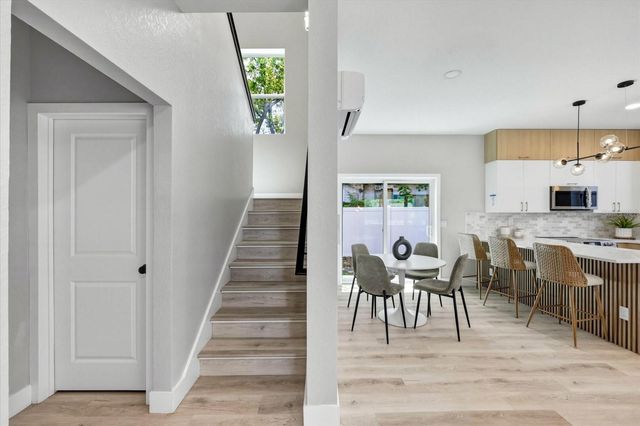 1044 12TH AVENUE S, St Petersburg, FL 33705