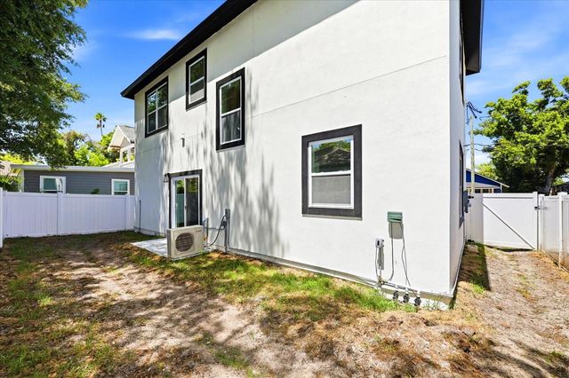 1044 12TH AVENUE S, St Petersburg, FL 33705