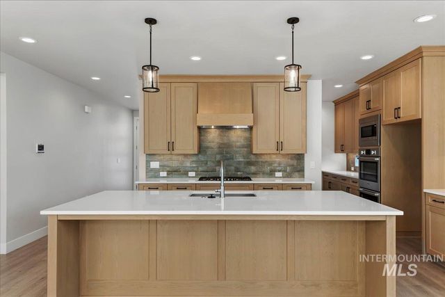 1041 W Malbar St., Meridian, ID 83646