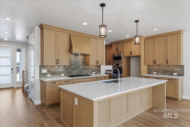 1041 W Malbar St., Meridian, ID 83646