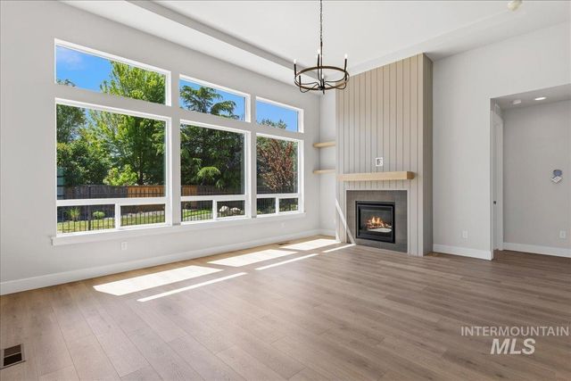 1041 W Malbar St., Meridian, ID 83646