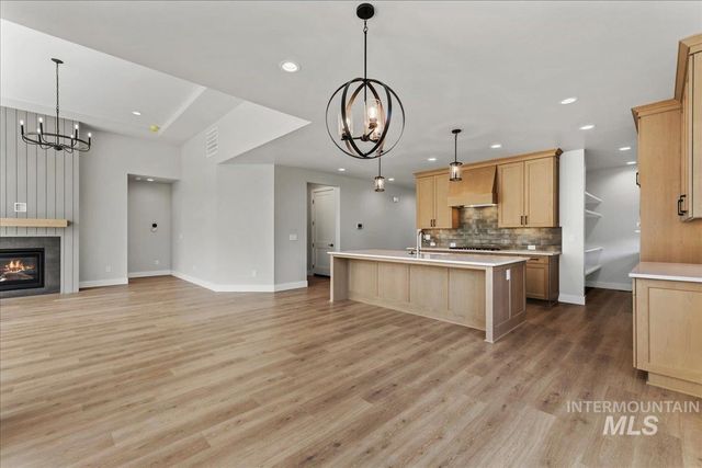 1041 W Malbar St., Meridian, ID 83646
