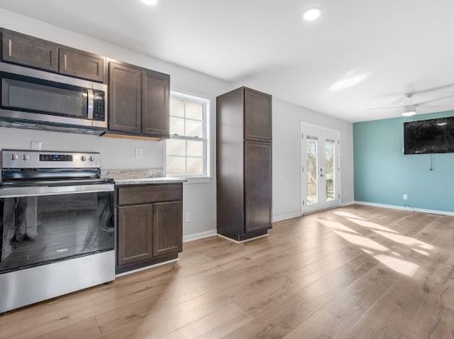 440 Moores Dr, Hopkinsville, KY 42240